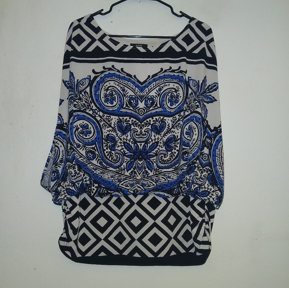Alfani Blue Sleeveless Blouse with Geometric Floral Design